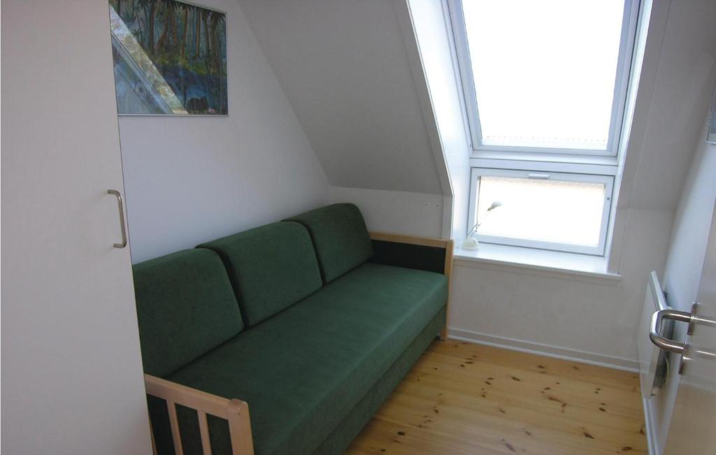 Amazing Home In Svaneke With 4 Bedrooms, Sauna And Wifi photo 3