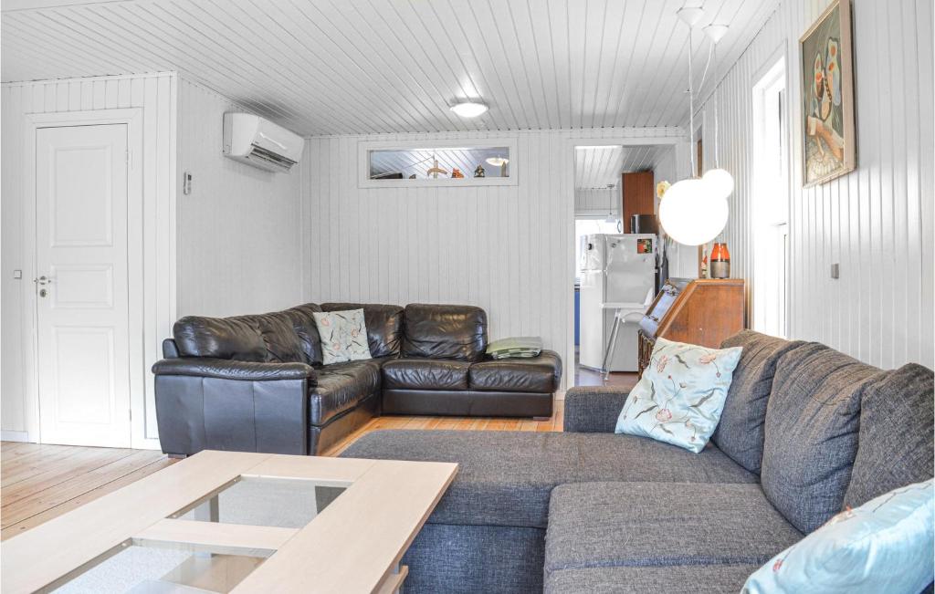 Beautiful Home In Frederiksvrk With 2 Bedrooms And Wifi photo 2