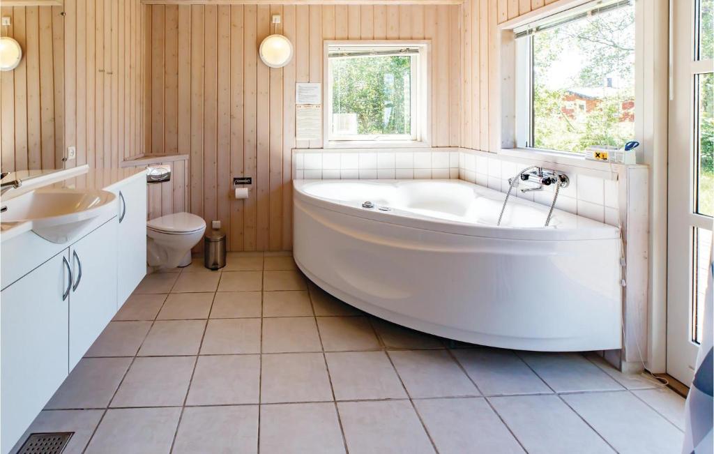 Stunning Home In Sjllands Odde With 3 Bedrooms, Sauna And Wifi photo 1
