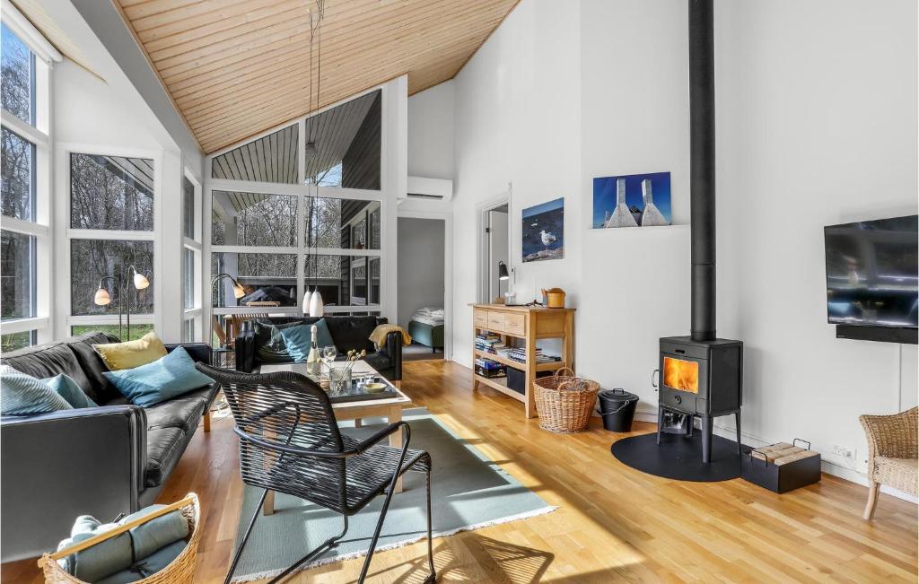 Amazing Home In Hasle With Wifi, 4 Bedrooms And Sauna photo 1