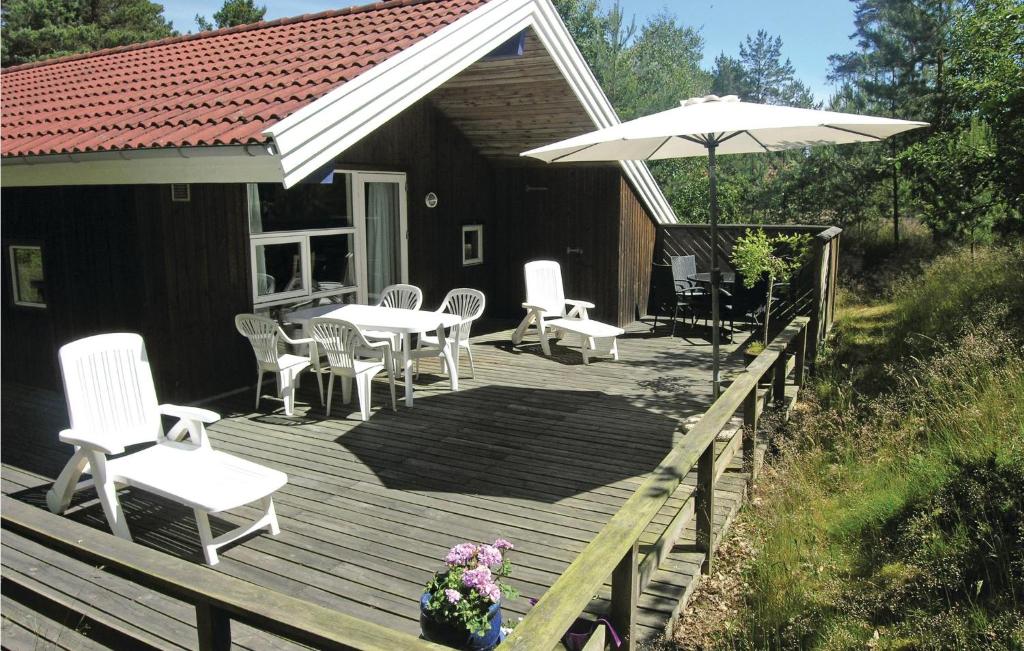 Amazing Home In Nex With 3 Bedrooms, Sauna And Wifi photo 4