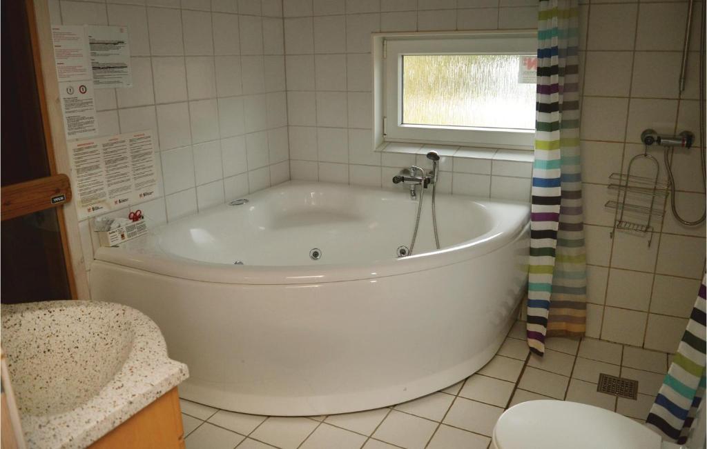 Stunning Home In Rm With 3 Bedrooms, Sauna And Wifi photo 4