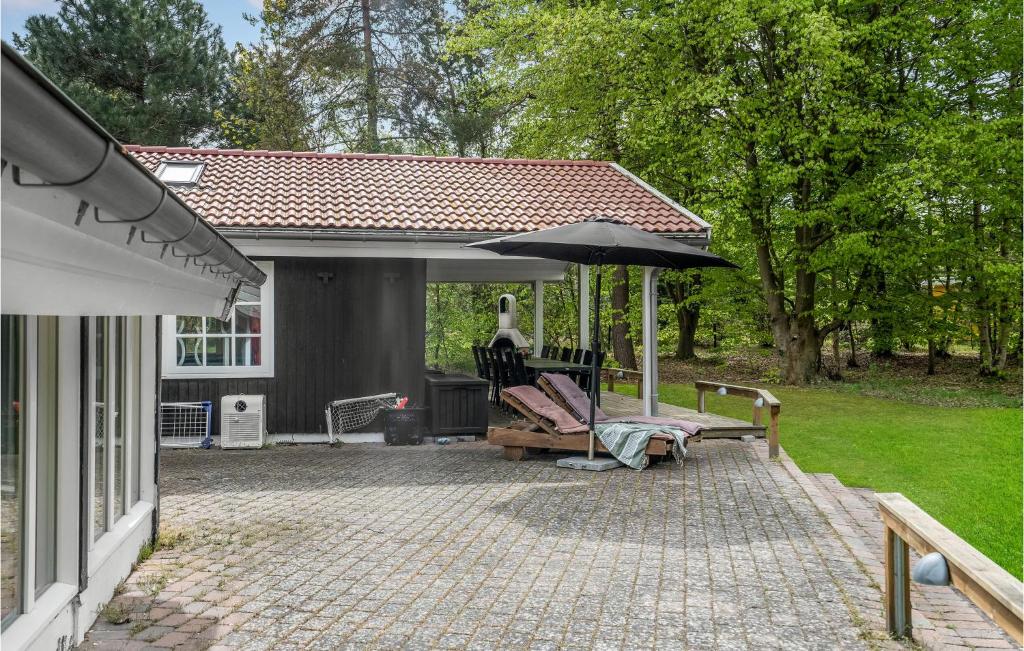 Stunning Home In Vig With 5 Bedrooms, Wifi And Indoor Swimming Pool photo 2