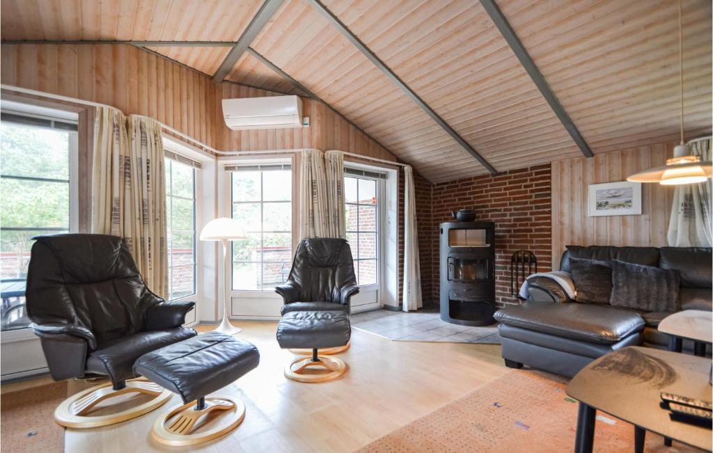 Nice Home In Rm With 4 Bedrooms, Sauna And Wifi photo 3