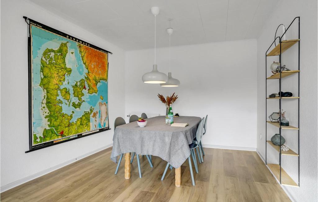 Stunning Home In Hvide Sande With 3 Bedrooms And Wifi photo 2