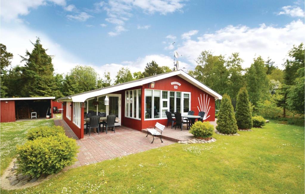 Stunning Home In Lgstr With 3 Bedrooms