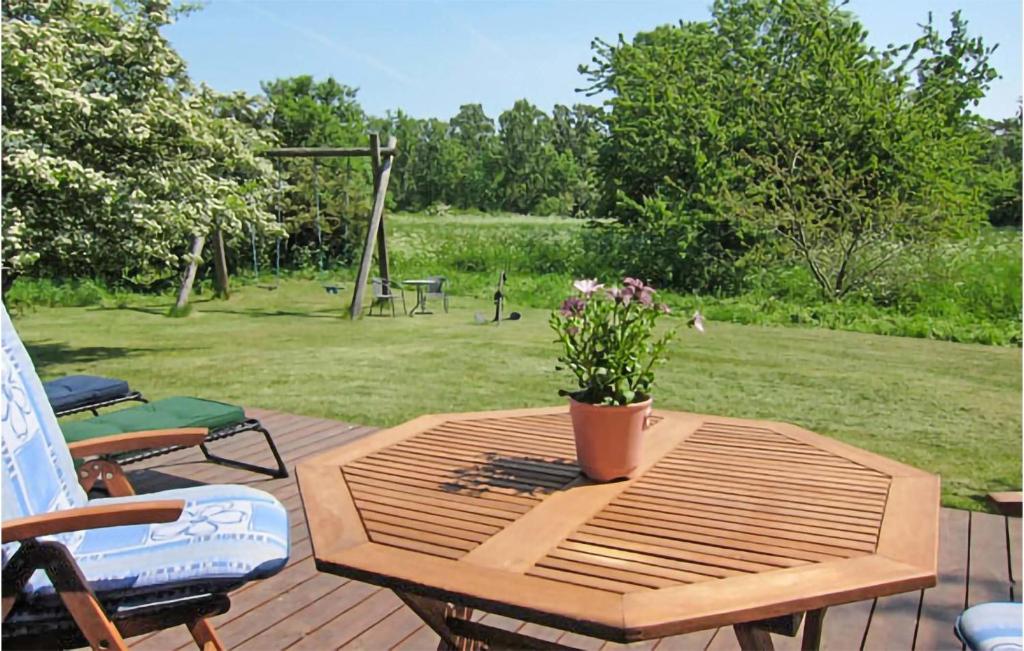 Nice Home In Nex With 3 Bedrooms And Wifi photo 1