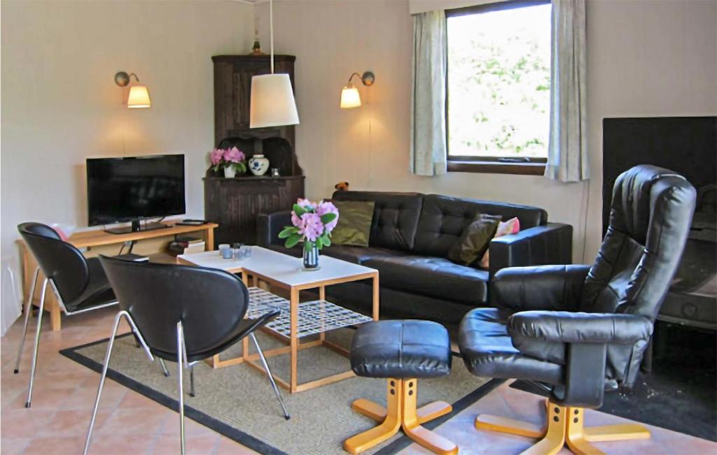 Nice Home In Nex With 3 Bedrooms And Wifi photo 4