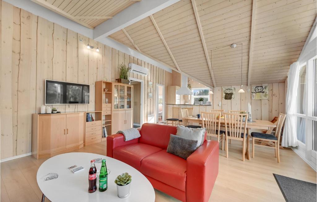Awesome Home In Skjern With Sauna, Wifi And 3 Bedrooms photo 2