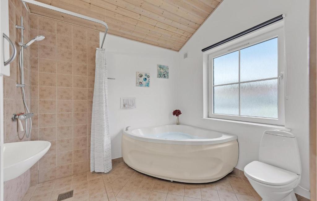 Stunning Home In Grsten With 4 Bedrooms, Sauna And Wifi photo 4