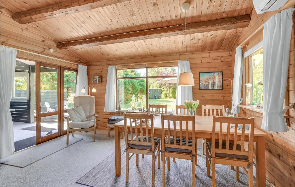 Beautiful Home In Vggerlse With 3 Bedrooms And Wifi photo 3