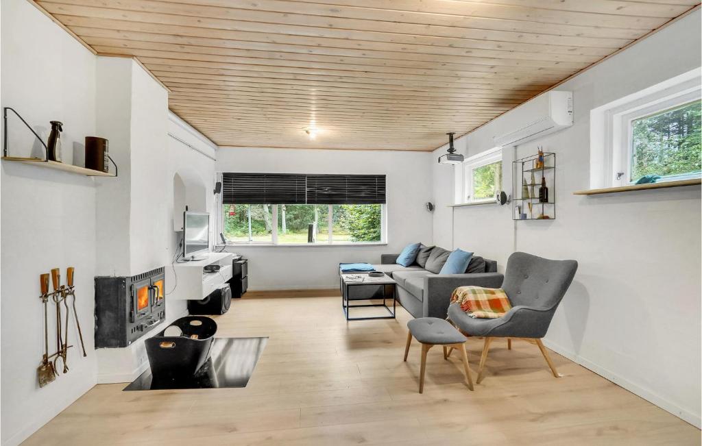 Stunning Home In Ans By With Wifi And 4 Bedrooms