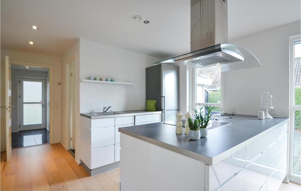 Amazing Home In Eg With Wifi And 3 Bedrooms photo 1