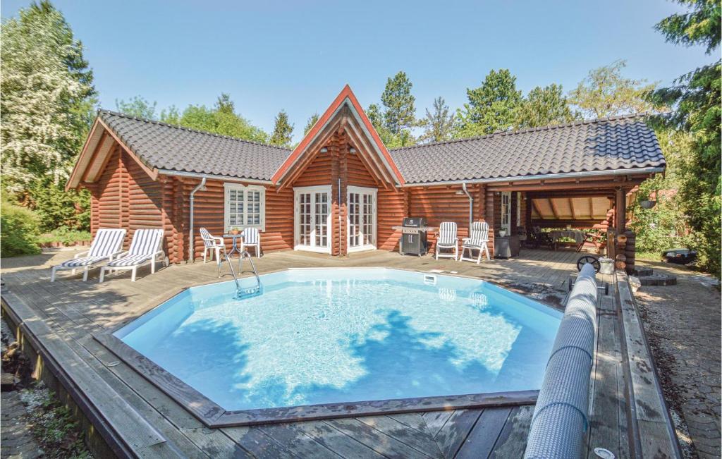 Beautiful Home In Lundby With Wifi, Outdoor Swimming Pool And Heated Swimming Pool