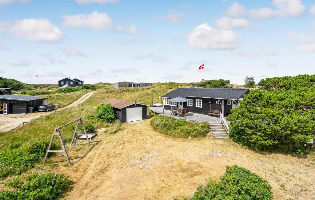 Amazing Home In Oksbl With 2 Bedrooms And Wifi