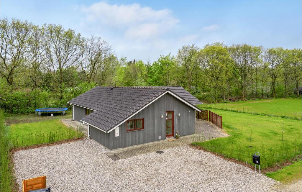 Amazing Home In Ansager With 4 Bedrooms And Wifi photo 4