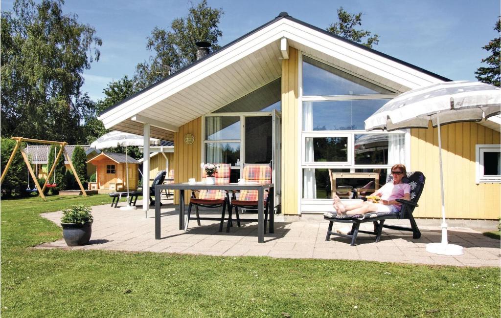Amazing Home In Vggerlse With 4 Bedrooms, Sauna And Wifi