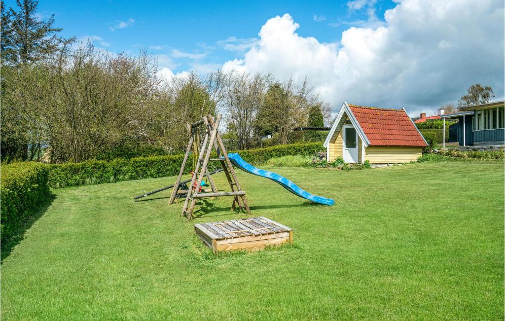 Stunning Home In Haarby With 5 Bedrooms, Sauna And Wifi photo 4