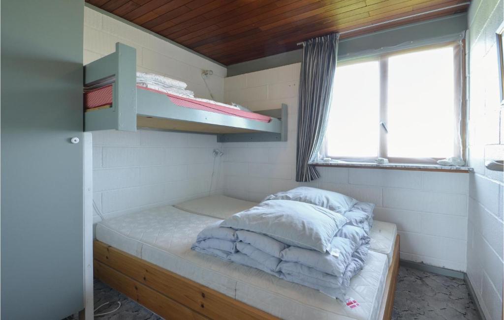 Amazing Home In Frstrup With 3 Bedrooms And Wifi photo 3