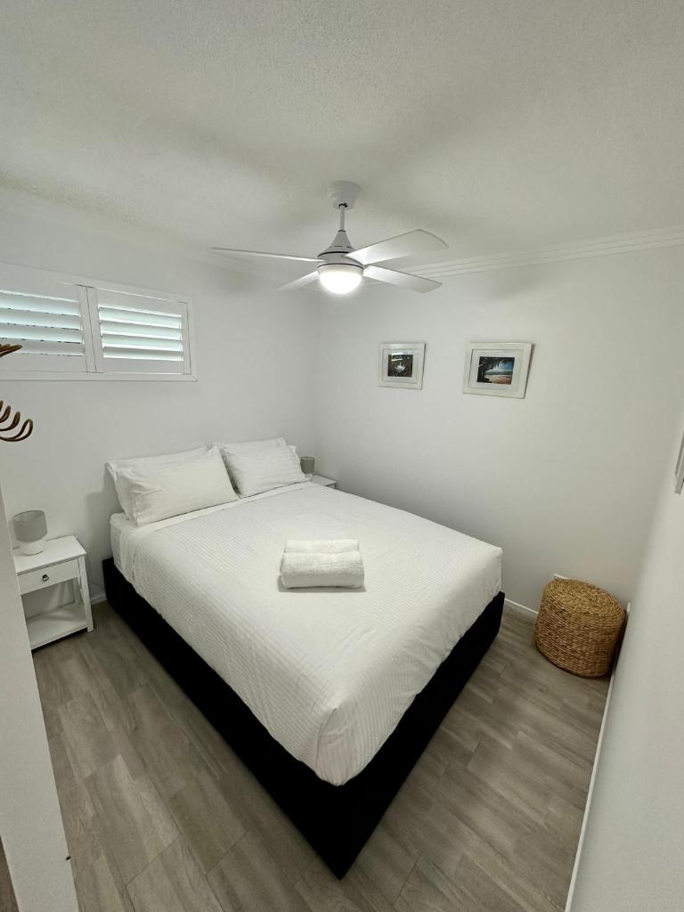 Bargara Oceanfront Luxury Grd Flr Apartment photo 3