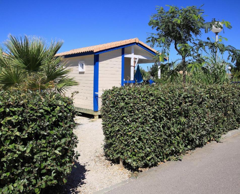 Camping Hameau Des Cannisses photo 2