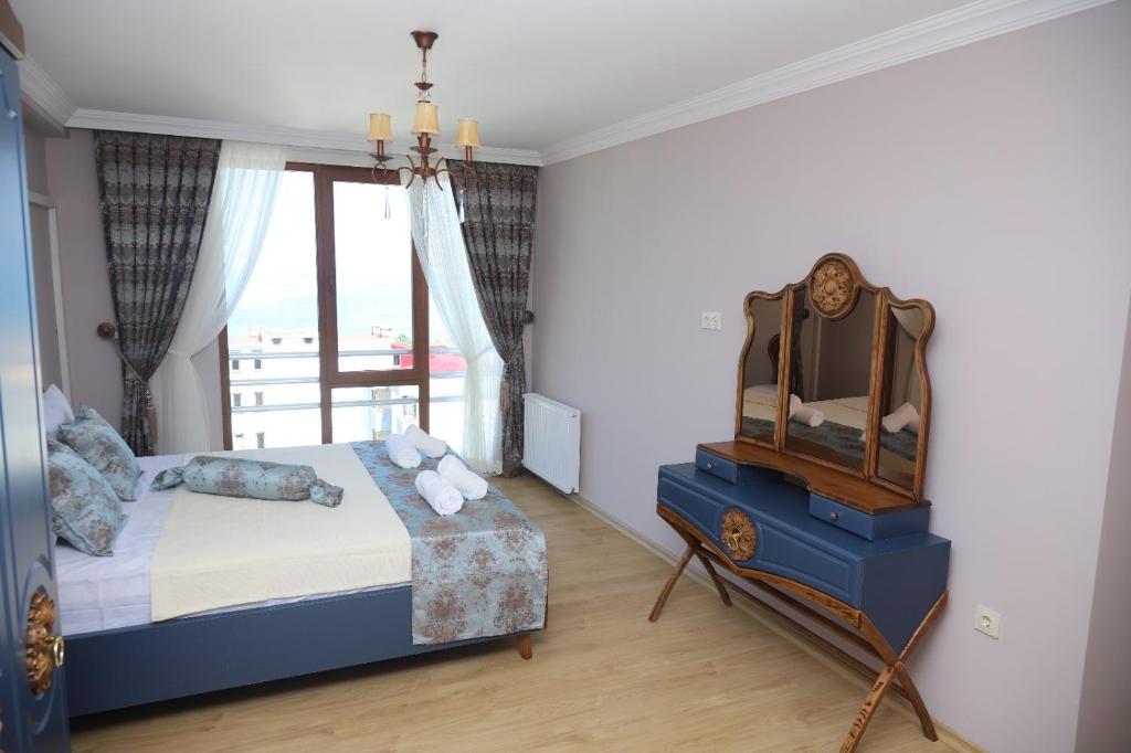 BAYRAKTAR HAUSE photo 1