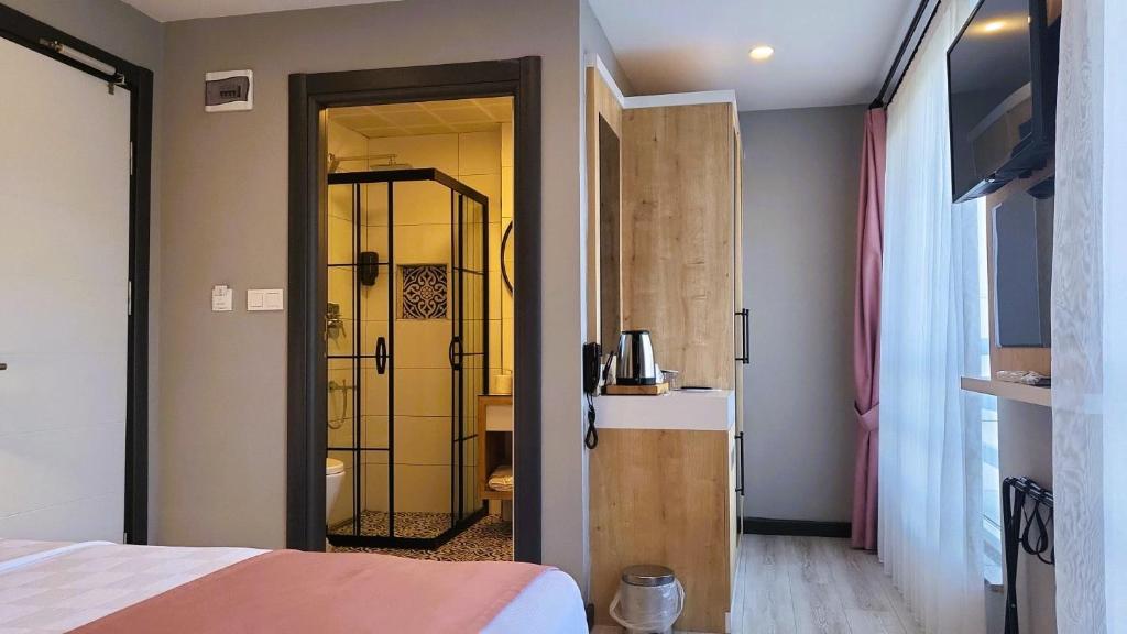 L'opera Deluxe Hotel photo 1