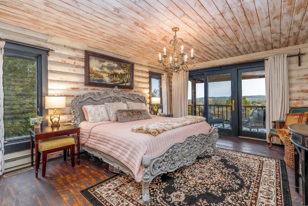 Frogmore Cabin photo 3