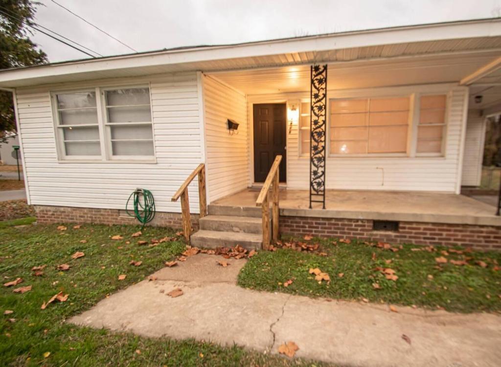 Home Sweet Home Bungalow image