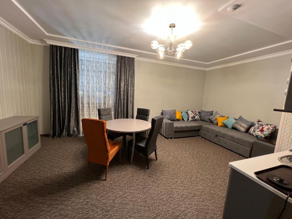 Rooms Hotel Semey photo 4