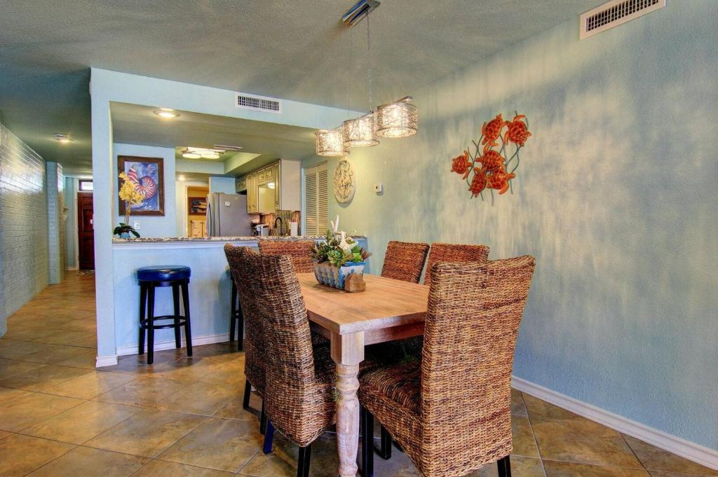 Watch the Sunrise Over the Gulf from Your Private Balcony in This 2 Bedroom 2 Bath photo 1