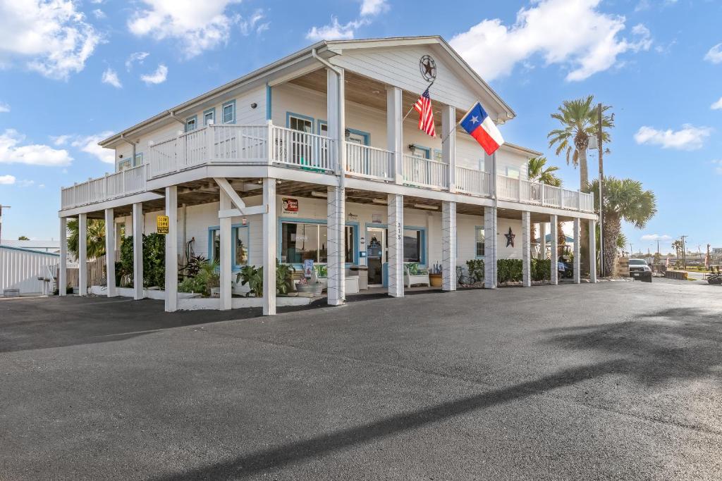 Tropic Island Resort photo 2