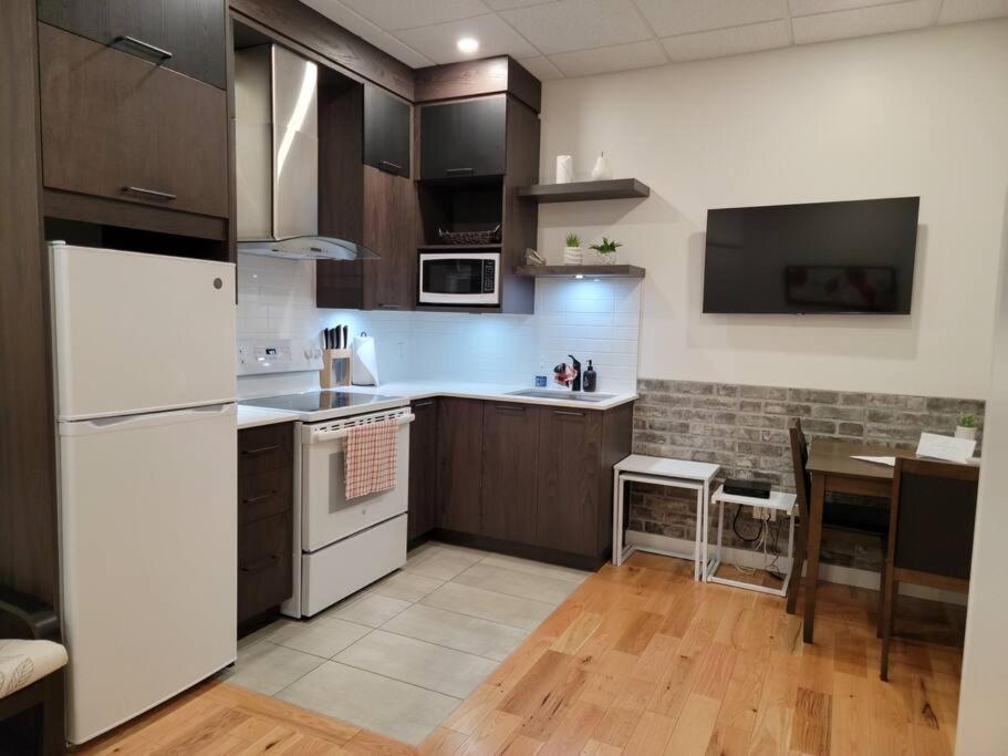 Loft 102 au cœur de Rimouski près du St-Laurent photo 4