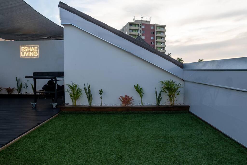 Loveable BeachFront Penthouse 3 photo 1