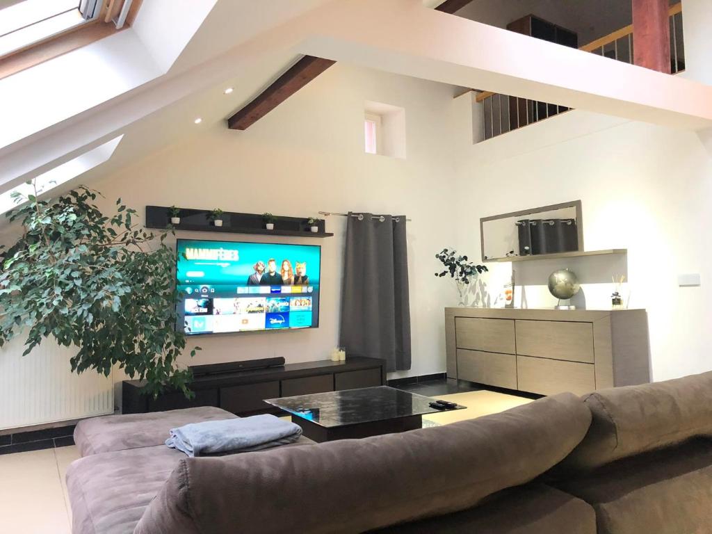 Cozy 120m² Apartment with 3 Bedrooms and 1 Home Cinema photo 1