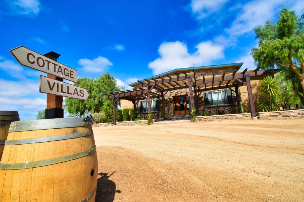 Peppertree Lane Ranch -- Seven-Acre Ranch in the Heart of Wine Country photo 2