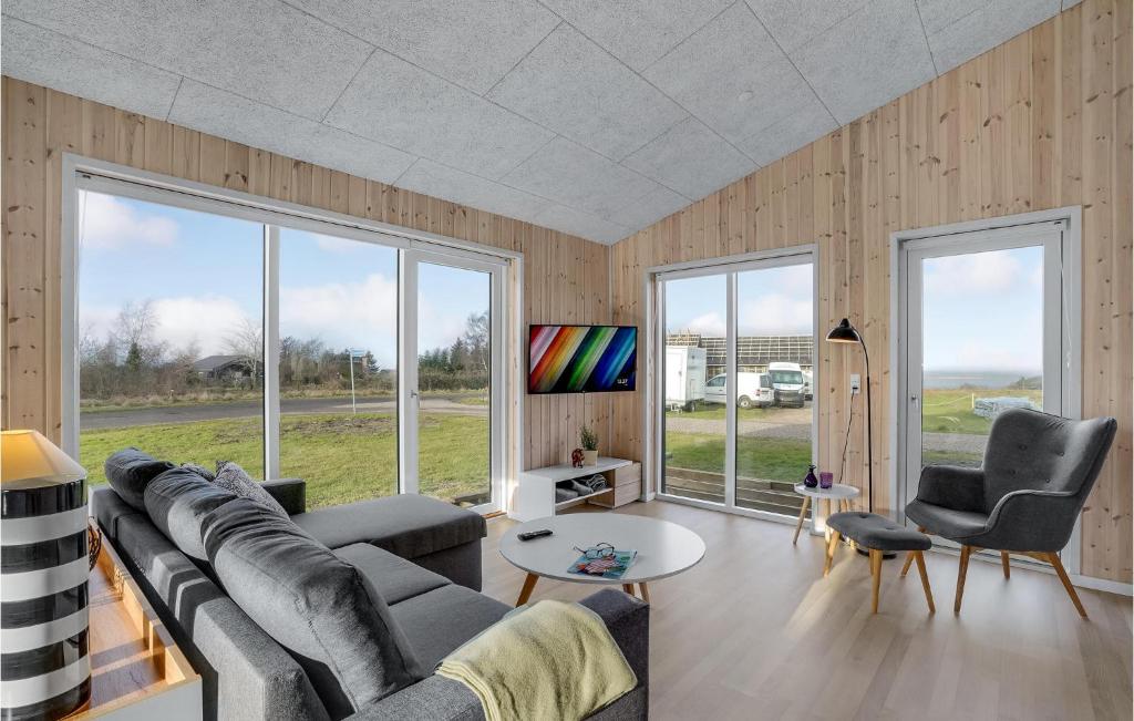 Amazing Home In Lgstrup With 3 Bedrooms And Wifi photo 3