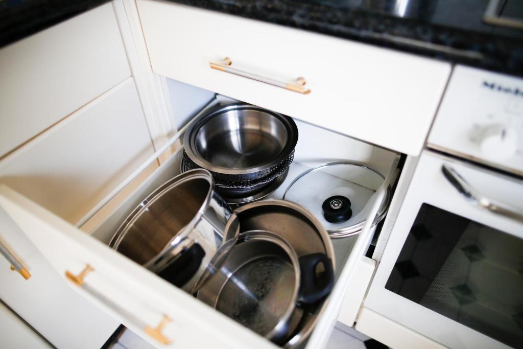 Einzigartiges Appartment mit Kamin, Whirlpool, Netflix, Internet, Workspace, Garten und tropischem Flair photo 4