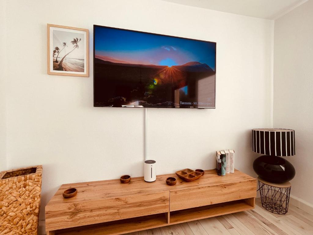 AR Apartments I 4 Pers I Prime I Küche I WLAN I Office photo 3