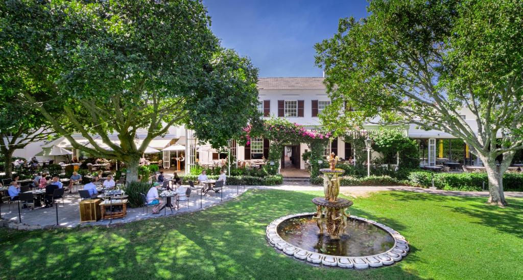 Vineyard Hotel photo 1