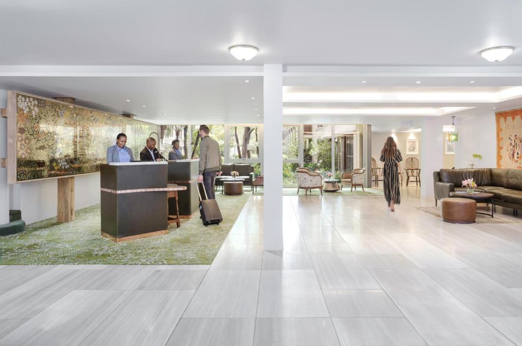 Vineyard Hotel photo 3