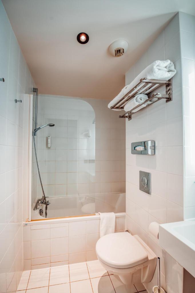 올리바리우스 세르쥐 아파트호텔 (Olivarius Cergy Apart'hotel) - 발코니/테라스