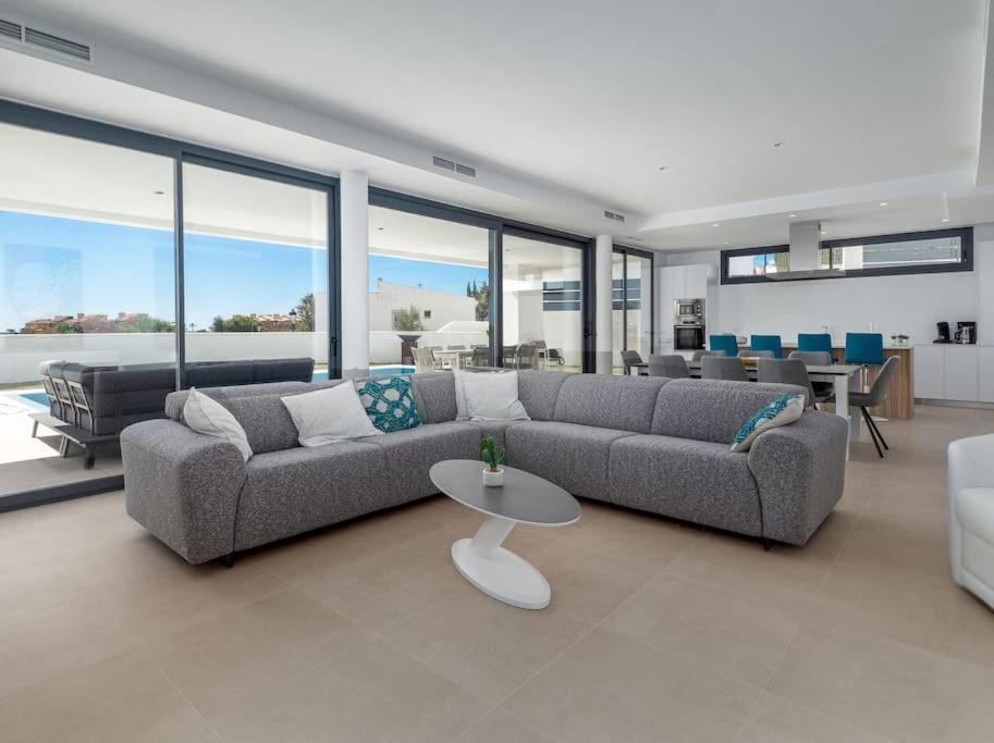 Modern villa walking distance from the beach photo 4