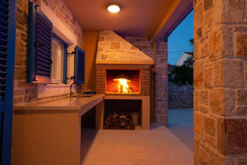 Villa Banovi with heated pool photo 2