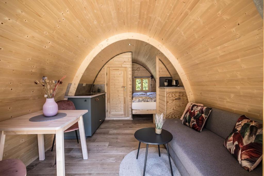 Luxe woodlodge in een prachtige en bosrijke omgeving photo 2