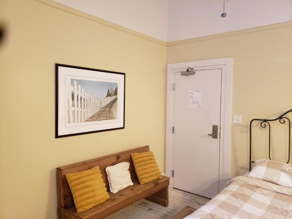 The Eagle's Nest Inn photo 4