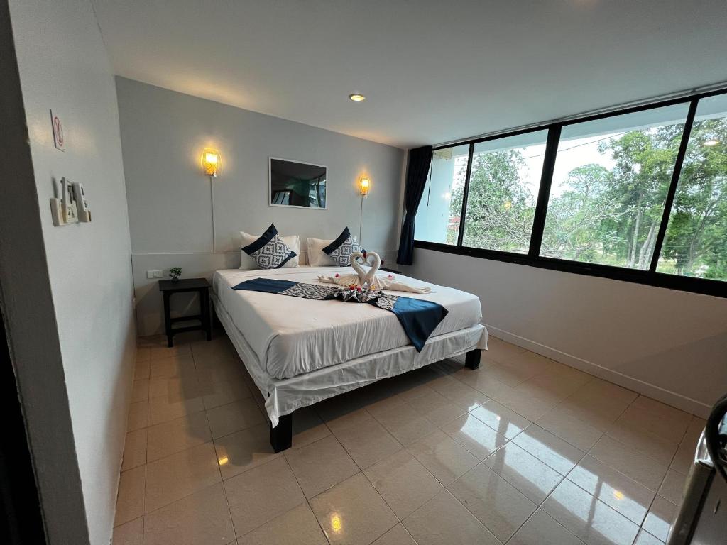 Golden Monkey Samui photo 4
