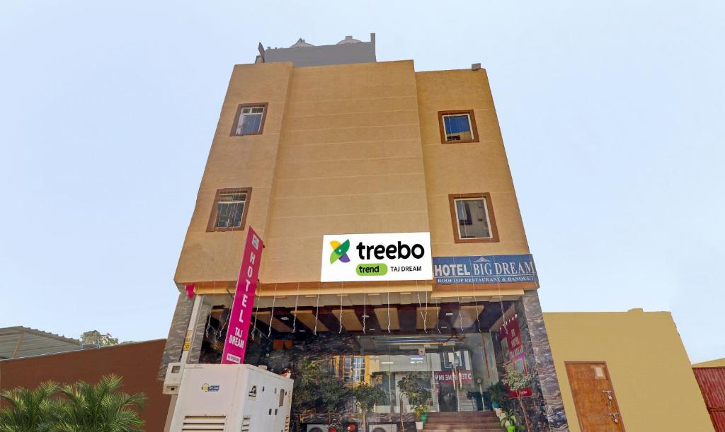 Treebo Trend Taj Dream photo 2