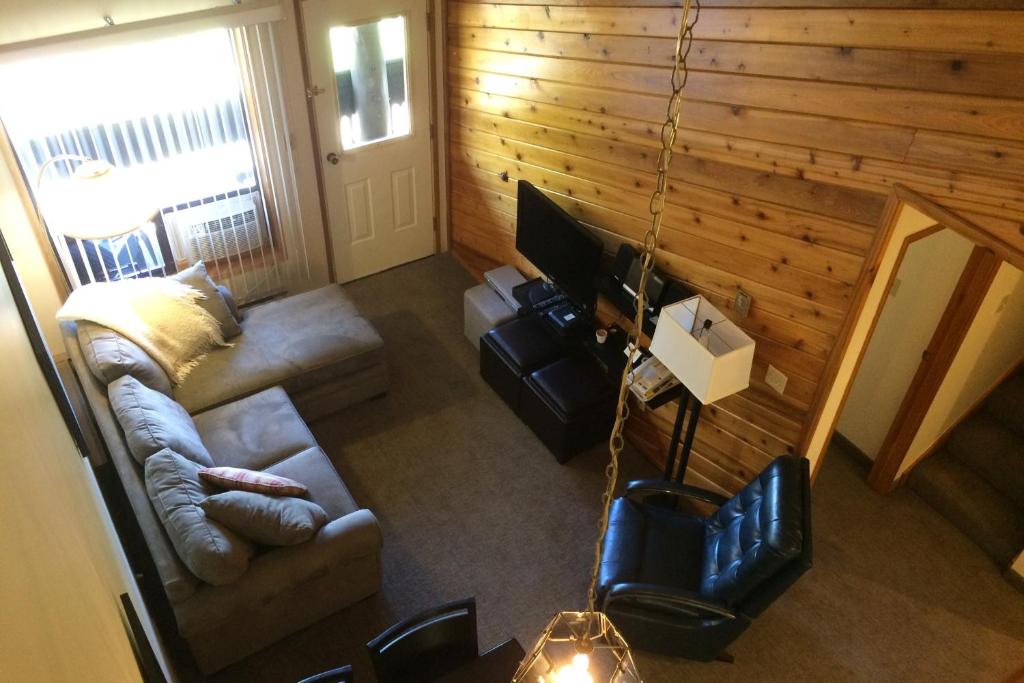The Griz Inn by Park Vacation Management photo 1
