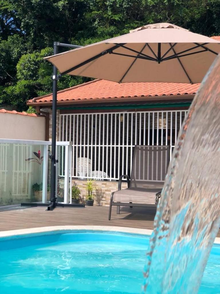 Piscina aquecida, 3 dorms ar condicionado, Cervejeira e Bilhar, a 500 metros do Mar photo 3
